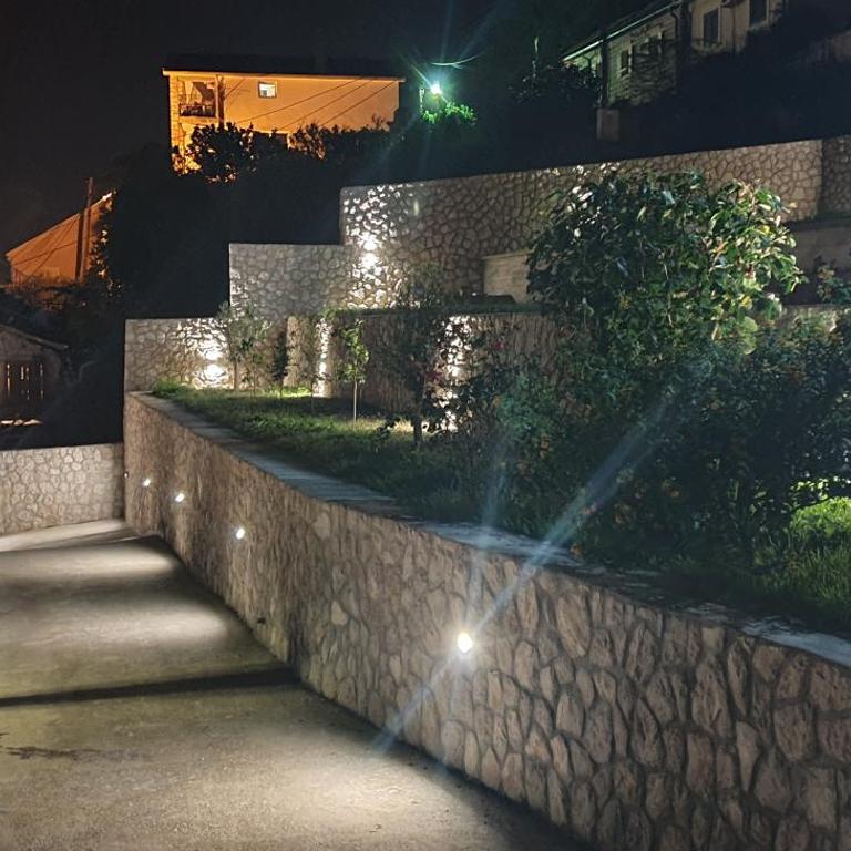 Apartments Jankovic - One-Bedroom Apartment with Terrace and Sea View - 1