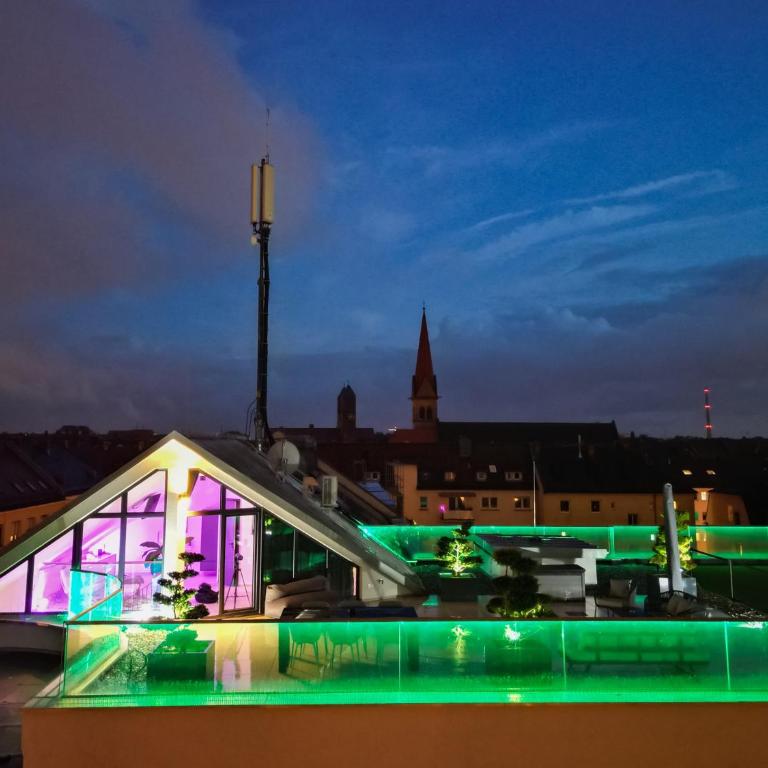 THE Penthouse at Eco Smart Apartments - Penthouse with Roof Top - 15