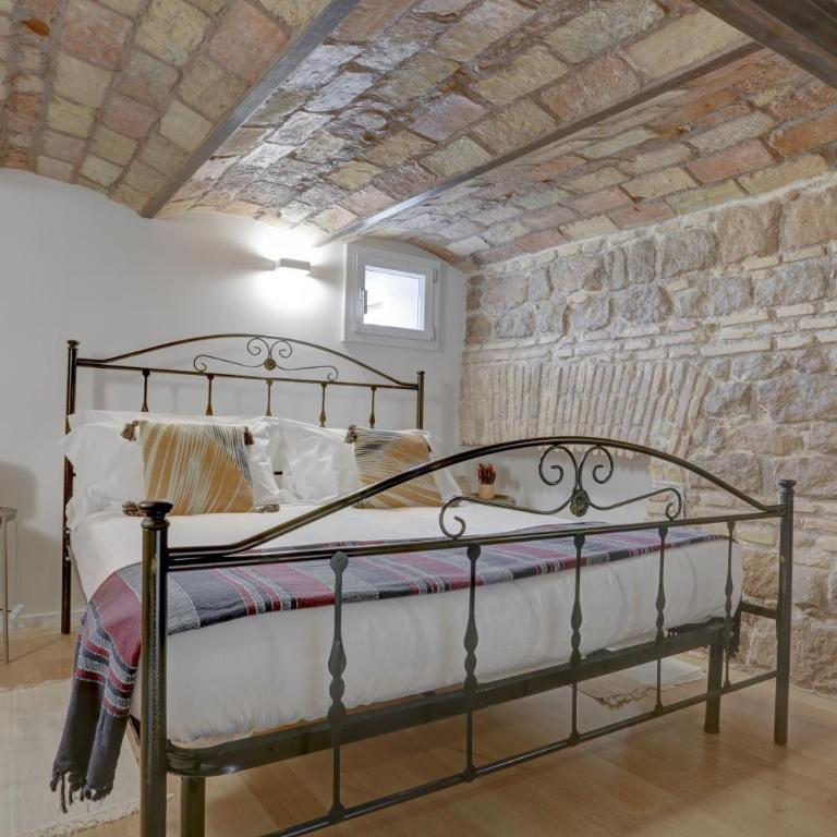 COLOSSEO APT LATERANO 85 - Home And More - Appartamento con 3 Camere da Letto - 19