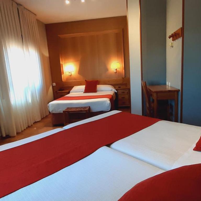 Hotel Real De Toledo - Habitación Familiar con vistas - 5