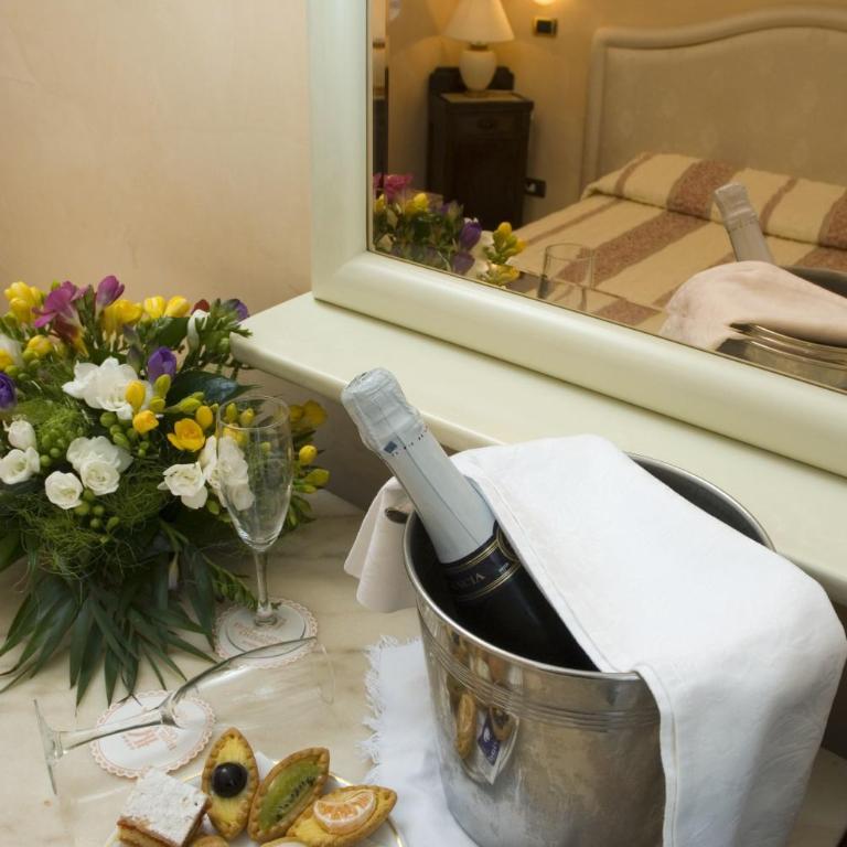 Hotel Vienna Ostenda e Ristorante il Danubio - Camera Matrimoniale Economy - 5