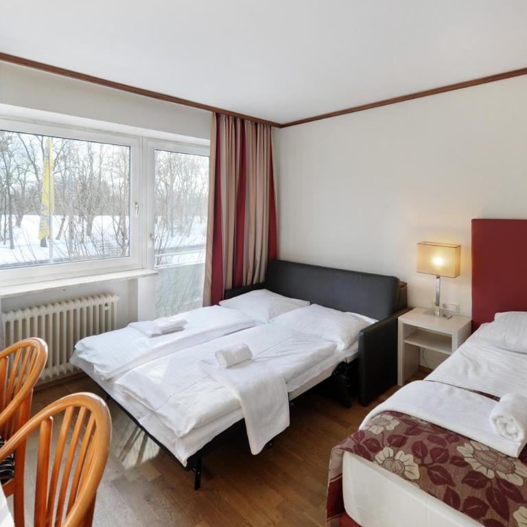 Ambassador Parkhotel - Dreibettzimmer - 3