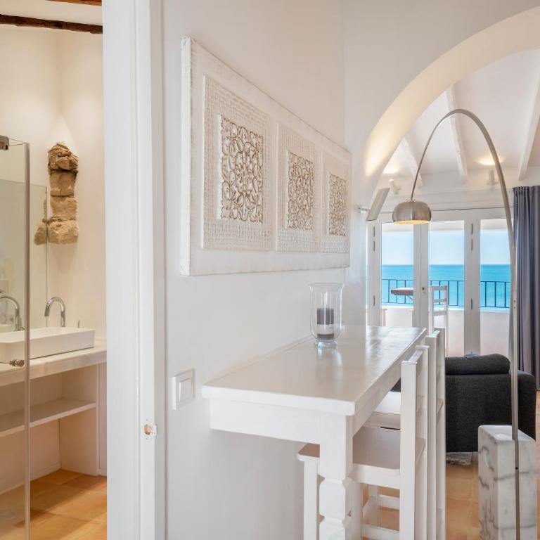 Porta Nova Suites Altea - Adults Only - Suite Superior con vistas al mar - 10