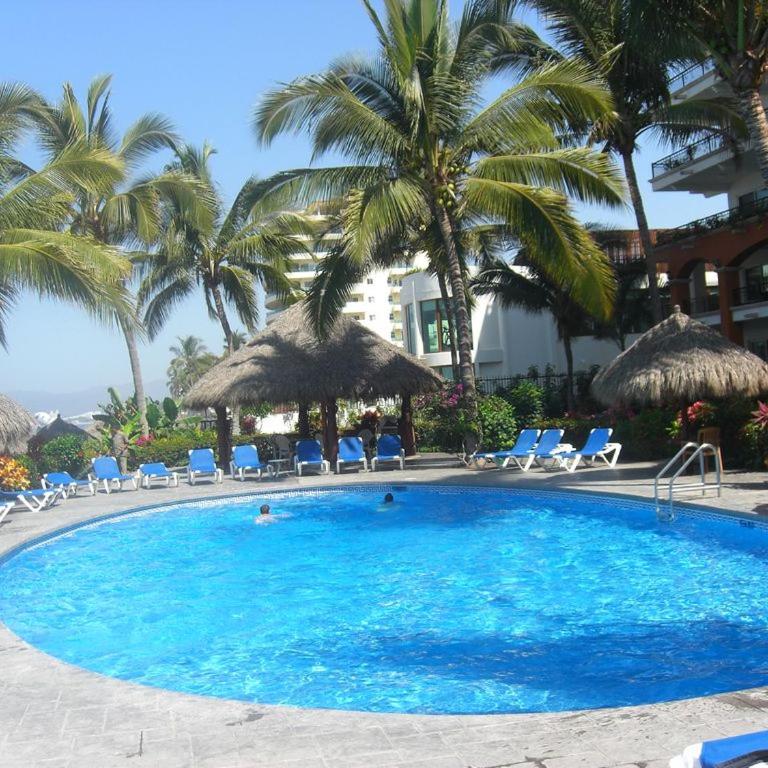 5 Star Playa Royale 2 Bedrooms on the 6th floor ask about our other PRR condos - Apartamento - 6