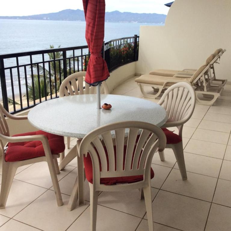5 Star Playa Royale 2 Bedrooms on the 6th floor ask about our other PRR condos - Apartamento - 38