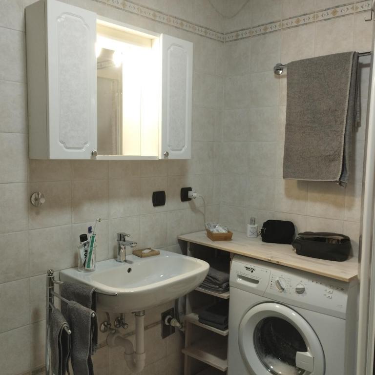 Mansarda Marmolada Canazei, parking, ski slopes 300m - Appartamento con 2 Camere da Letto - 30
