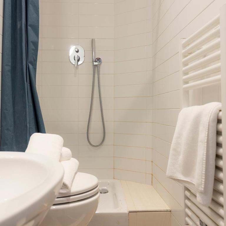 Chianti's Inn - Double Room - 4