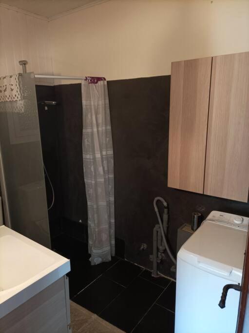 Joli 3 pièces au calme - Appartement 2 Chambres - 10