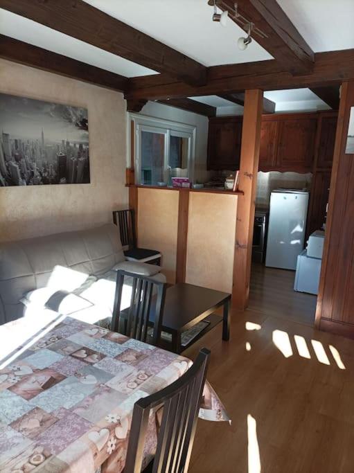 Joli 3 pièces au calme - Appartement 2 Chambres - 11