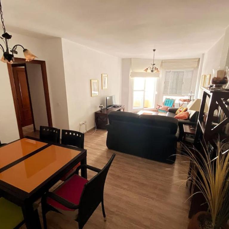 Apartamento a unos pasos de la Playa (Rota) - Apartamento de 3 dormitorios - 7
