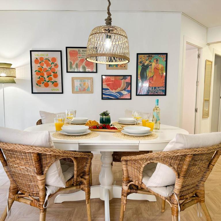 Elegante apartamento a unos pasos de la Rambla. - Two-Bedroom Apartment - 3
