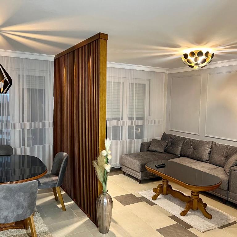 Stepa - One-Bedroom Apartment - 2