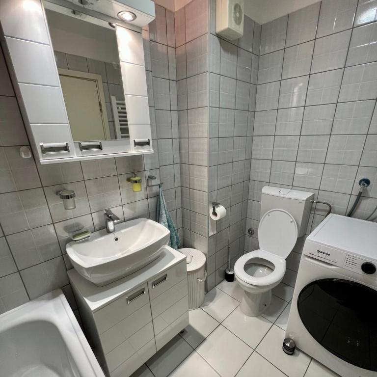 Stepa - One-Bedroom Apartment - 18