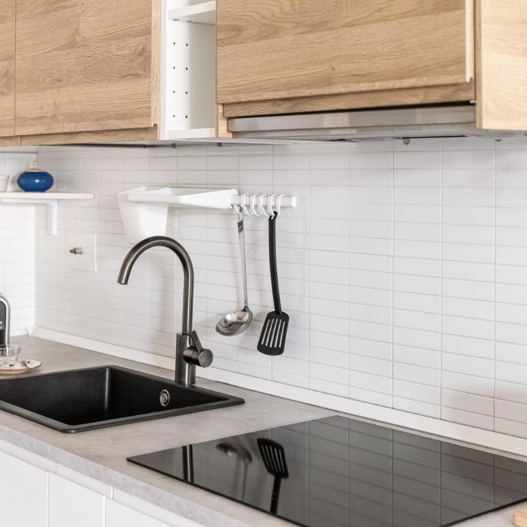 LOFT con Terrazzo - 3 min dalle Autostrade By followgreenhouserome - Apartment mit 1 Schlafzimmer - 6