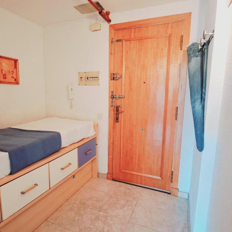 Apartamentos Navarra 07 Salou - Apartamento con terraza - 28
