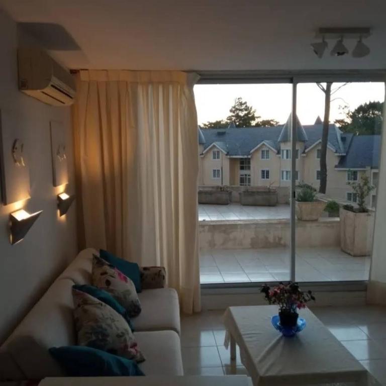 Torre Amadeus 203 - Apartamento de 2 dormitorios - 3