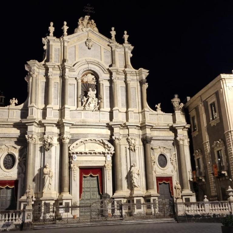 A Catania ...Casa Fabio - Appartamento con 1 Camera da Letto - 30