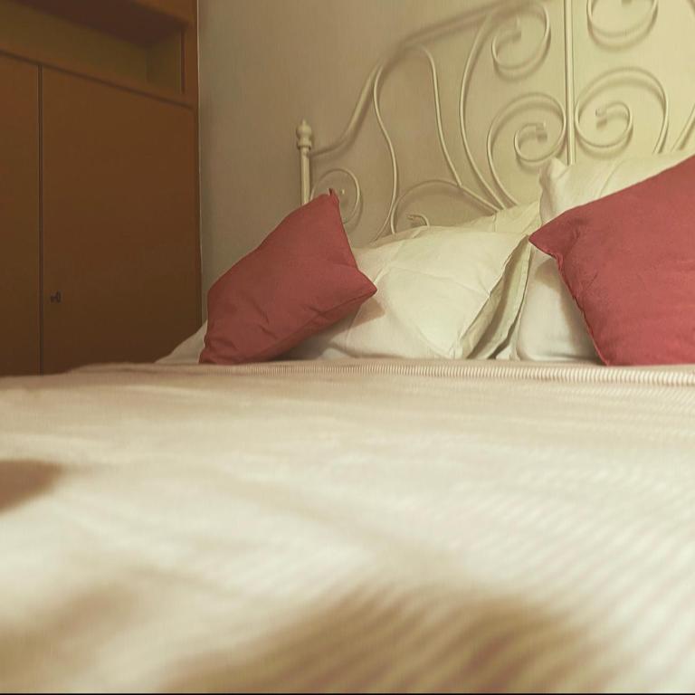Il B&B dei viaggiatori - Camera Matrimoniale con Bagno Privato Esterno - 6