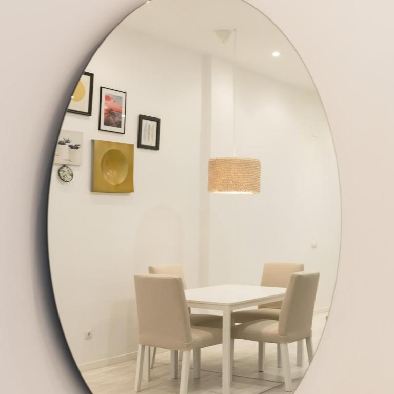 Acogedor y Comodo apartamento Madrid A/C - Two-Bedroom Apartment - 11