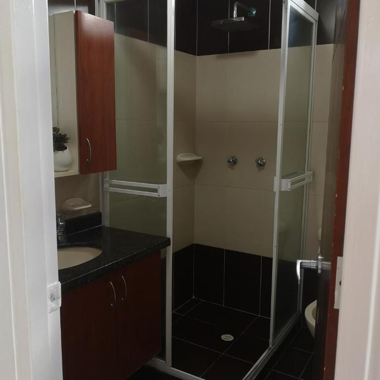 Habitar de Asis - Habitación Doble Estándar con baño privado - 2 camas - 22