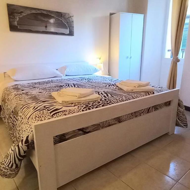 Chiara rooms - Habitación Doble con baño privado - 1