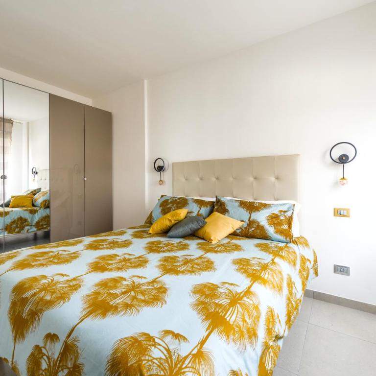 Hostly - Cisanello Suite Apartment - Light and Colors - Two-Bedroom Apartment - 15