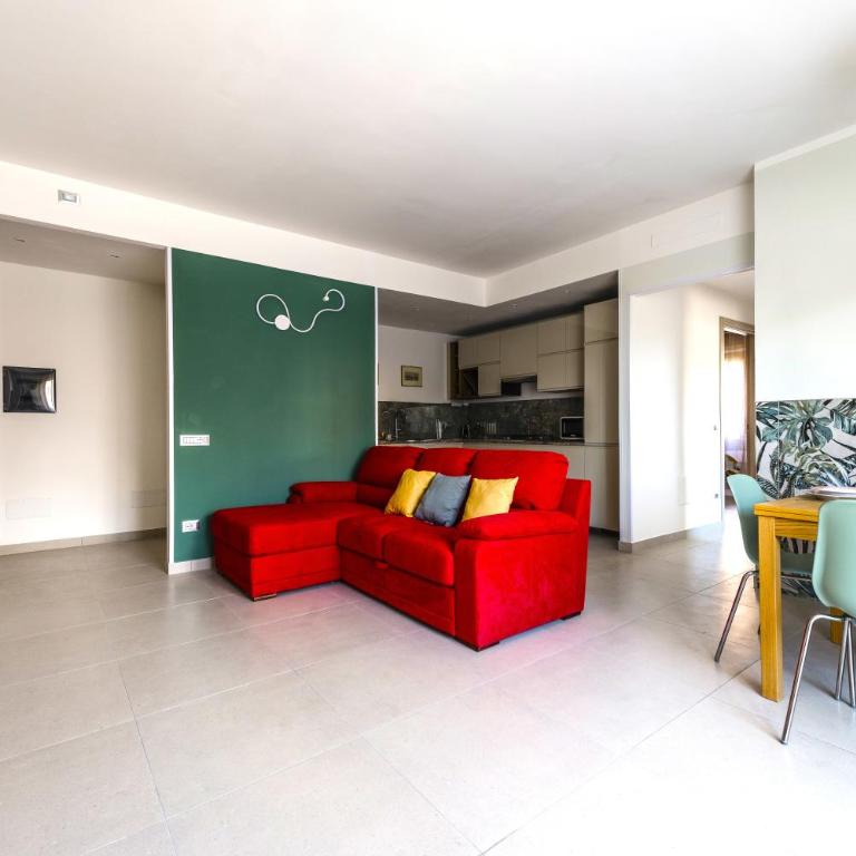 Hostly - Cisanello Suite Apartment - Light and Colors - Two-Bedroom Apartment - 2