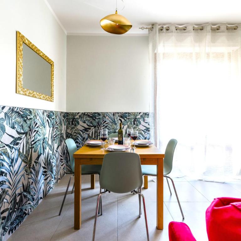 Hostly - Cisanello Suite Apartment - Light and Colors - Two-Bedroom Apartment - 4