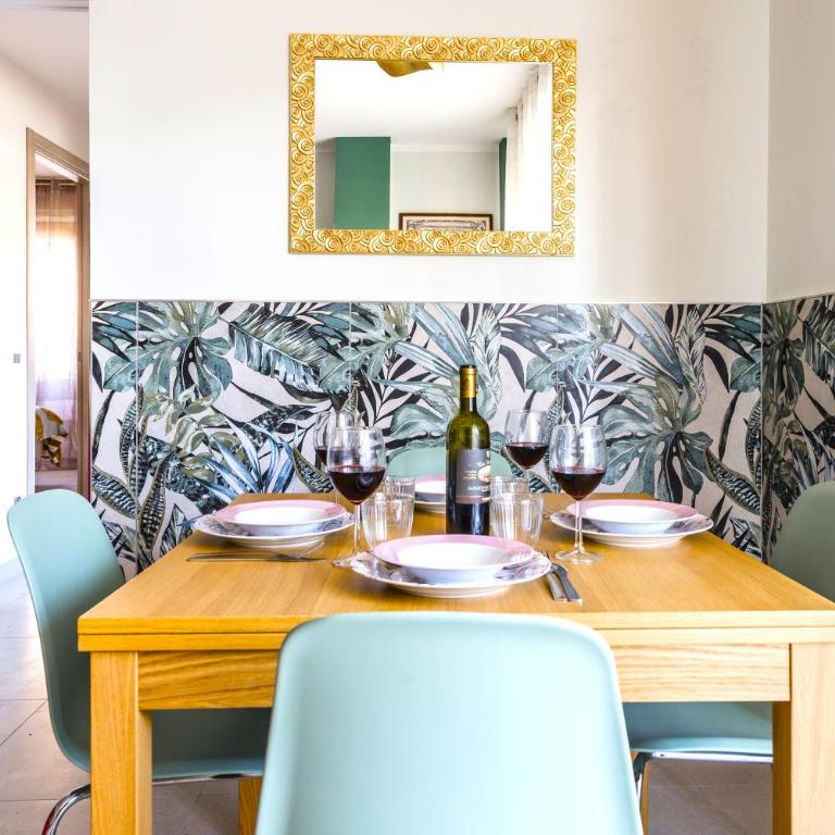 Hostly - Cisanello Suite Apartment - Light and Colors - Two-Bedroom Apartment - 1