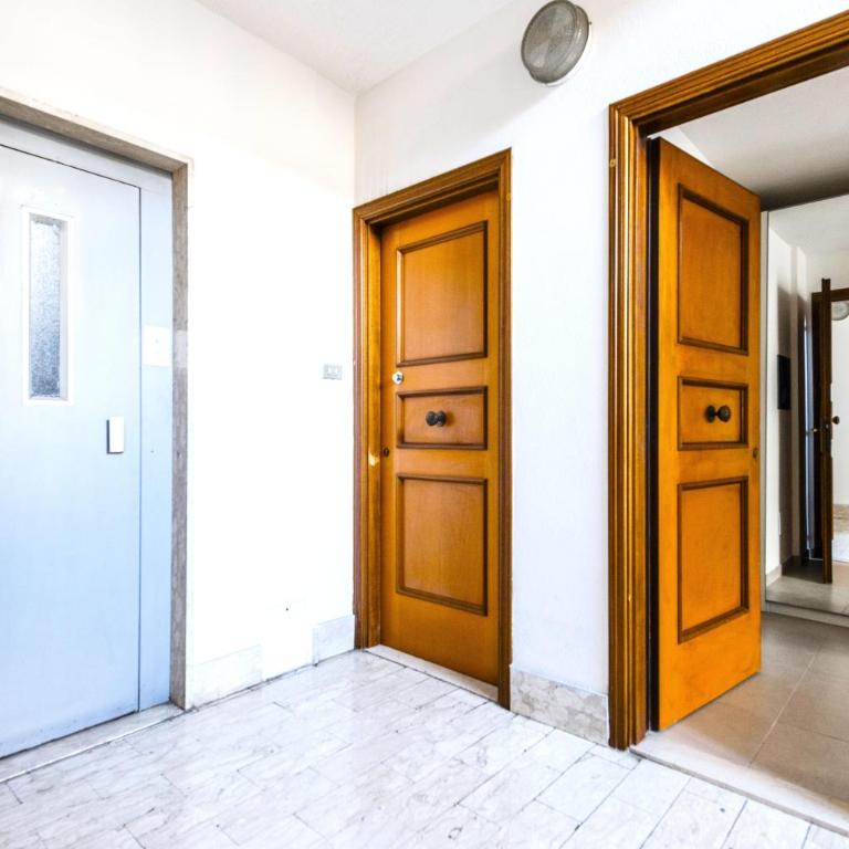 Hostly - Cisanello Suite Apartment - Light and Colors - Two-Bedroom Apartment - 22