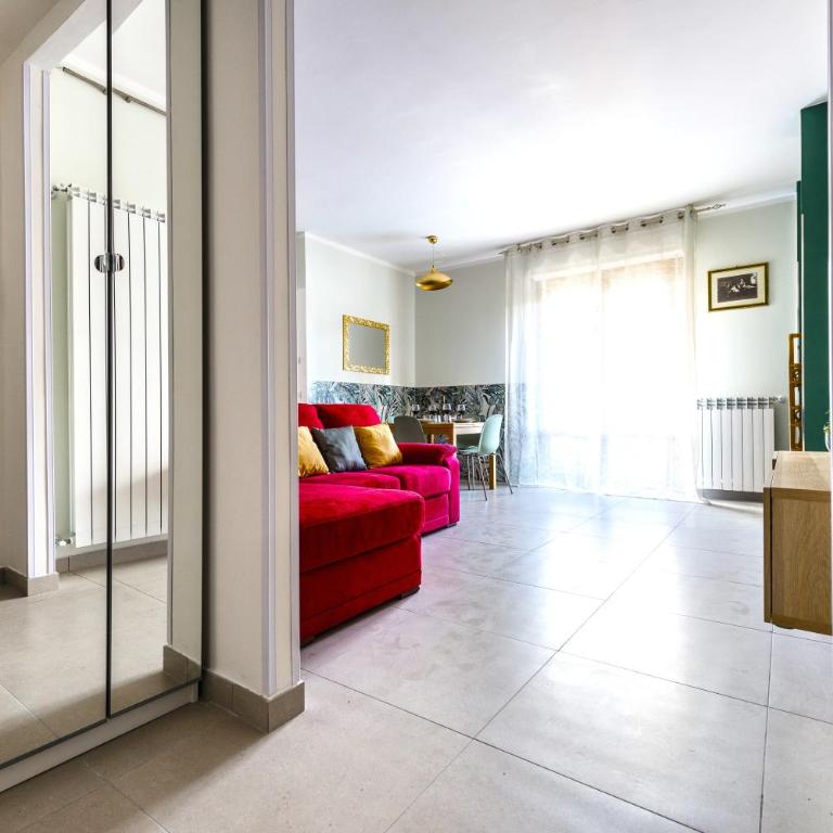 Hostly - Cisanello Suite Apartment - Light and Colors - Two-Bedroom Apartment - 8