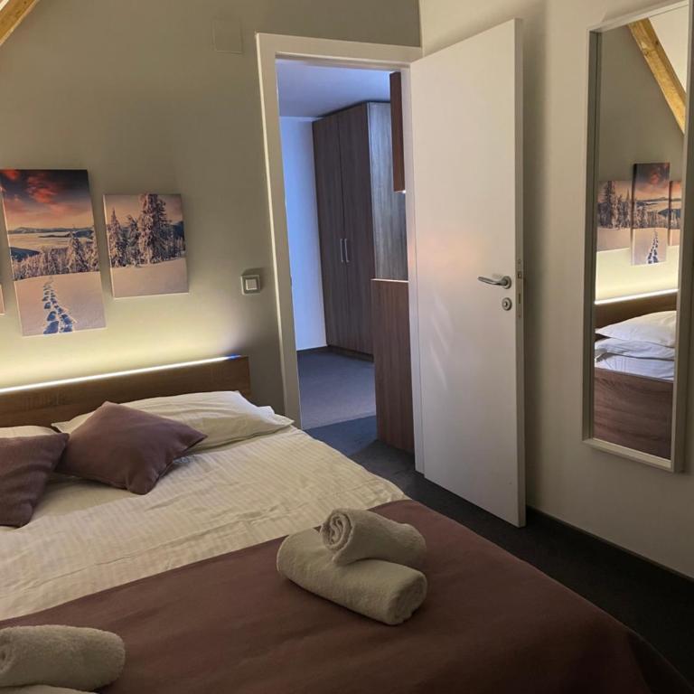 Planinski vrhovi Jelač - One-Bedroom Apartment - 1
