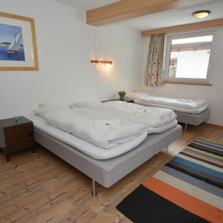 Haus Irmgard by Châtel Reizen - Dreibettzimmer mit eigenem Bad - 4