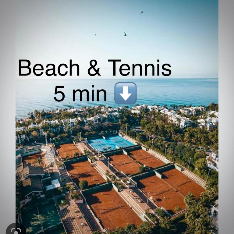 PUENTE ROMANO LUXURY PENTHOUSE, Beachside & Sea Views - Three-Bedroom Apartment - 9