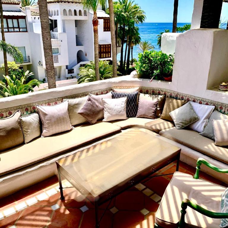 PUENTE ROMANO LUXURY PENTHOUSE, Beachside & Sea Views - Three-Bedroom Apartment - 20