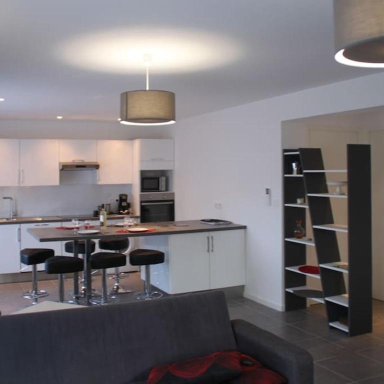Appart dans maison 2 km de la plage - Maison 2 Chambres - 8