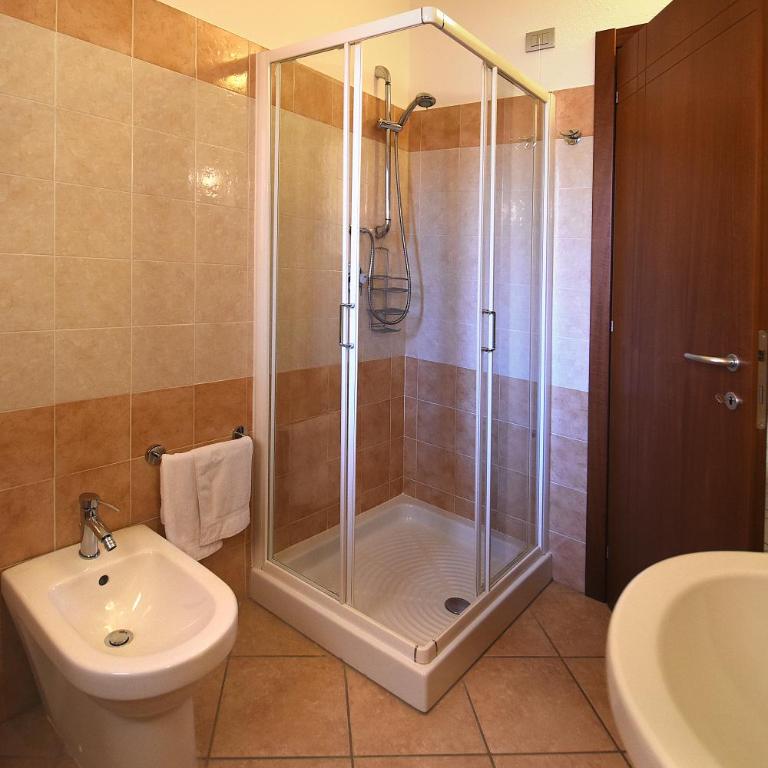 Hotel Il Girasole - Camera Tripla Classic - 4