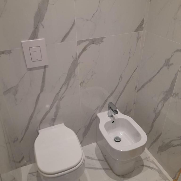 Tiffany & Babylon Luxury Stay - Suite Executive - 2