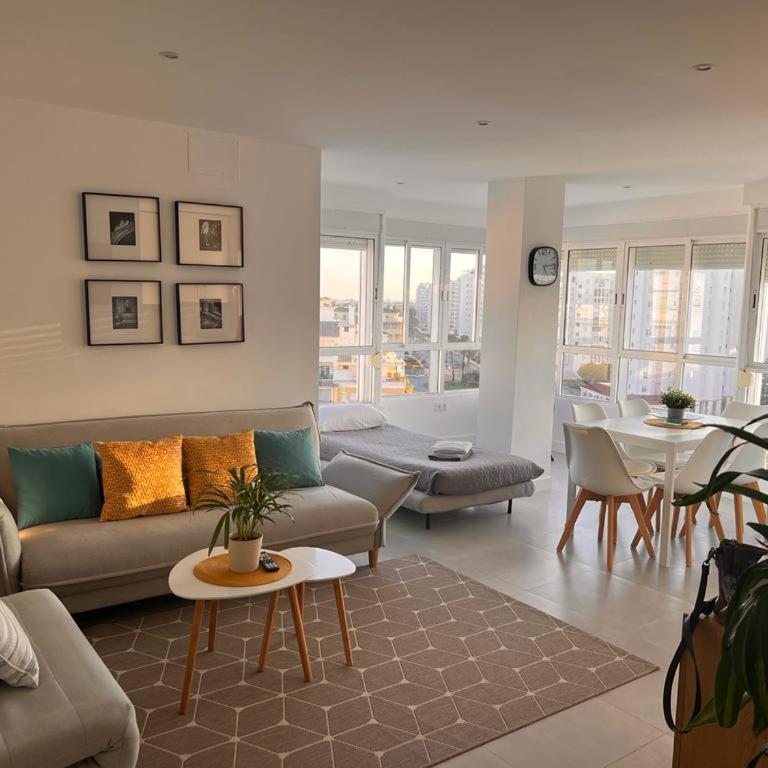 GATU Villa Soleá parking, piscina, pistas tenis, playa de Valdelagrana - Apartamento de 1 dormitorio - 37