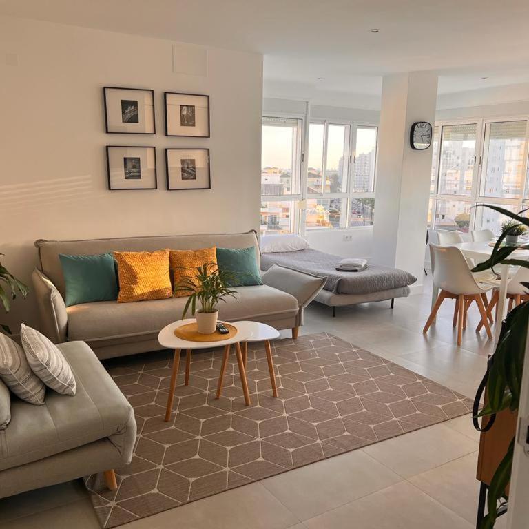 GATU Villa Soleá parking, piscina, pistas tenis, playa de Valdelagrana - Apartamento de 1 dormitorio - 11