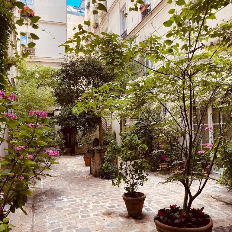 Marais Place des Vosges Sevigne - Appartement Standard - 12