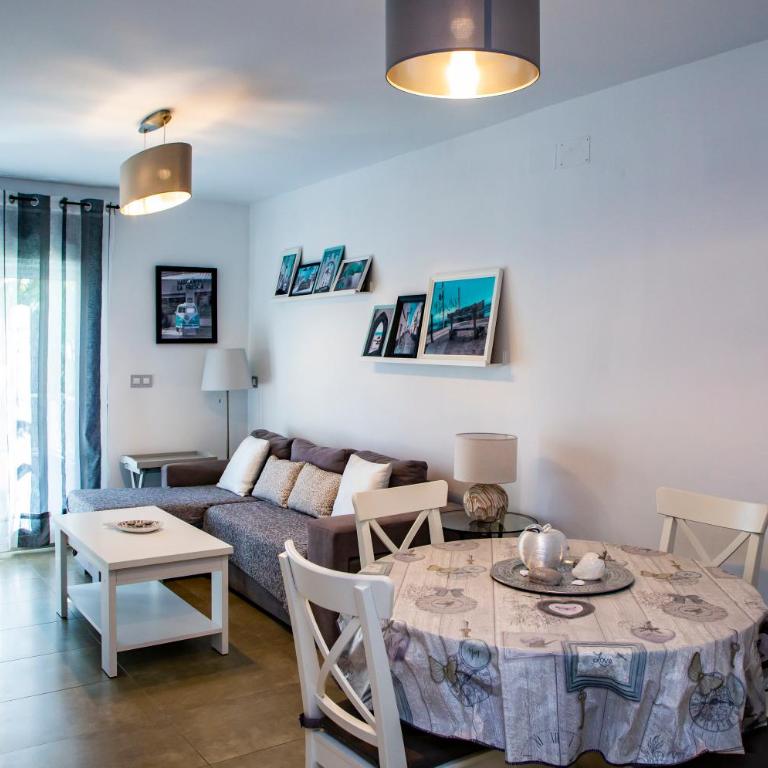 Rota Mar - Two-Bedroom Apartment - 13