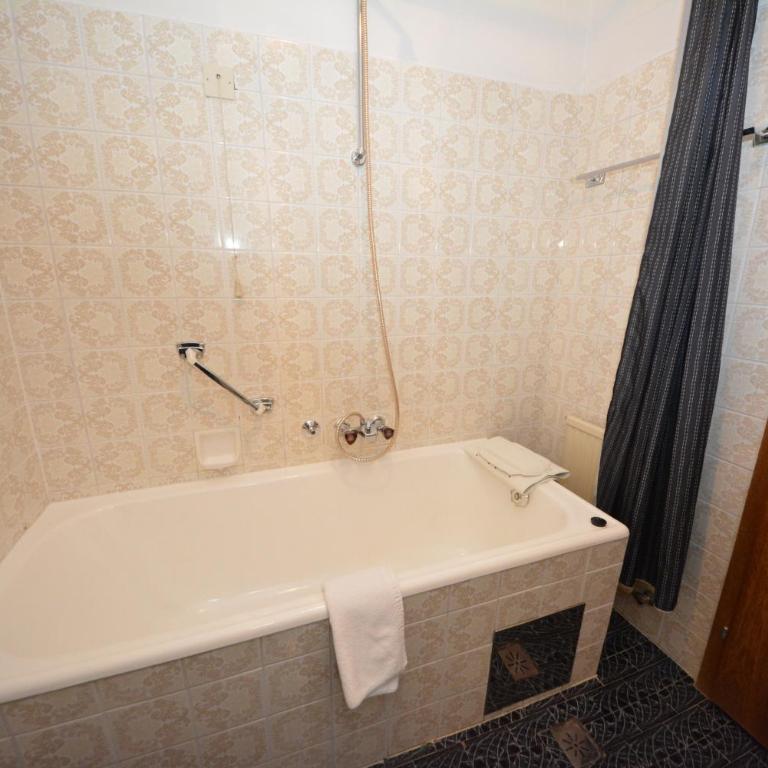 Haus Thomas by Châtel Reizen - Dreibettzimmer mit eigenem Bad - 4