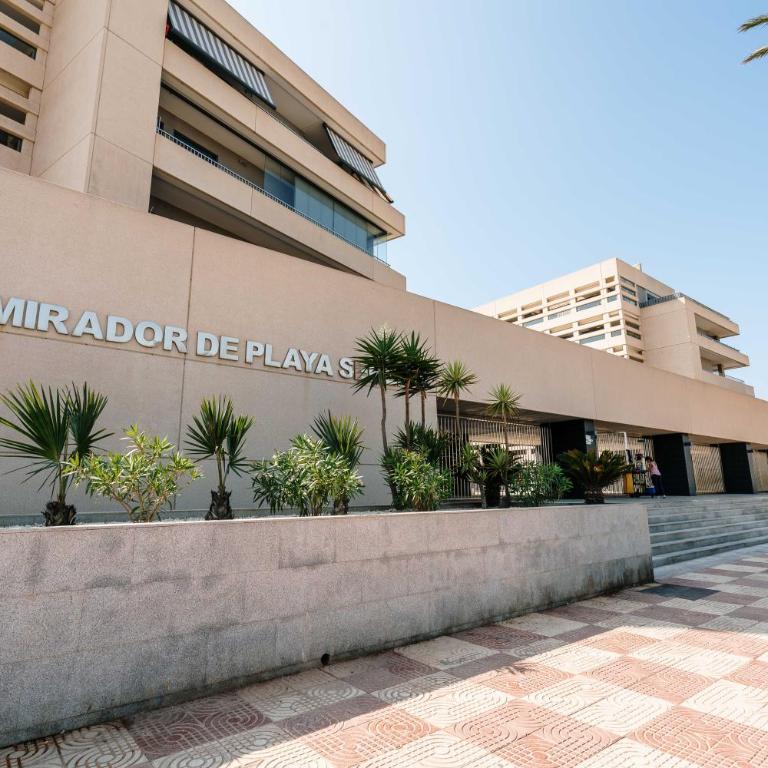 Tres bel apartamento primera linea de Playa Serena - Two-Bedroom Apartment - 13