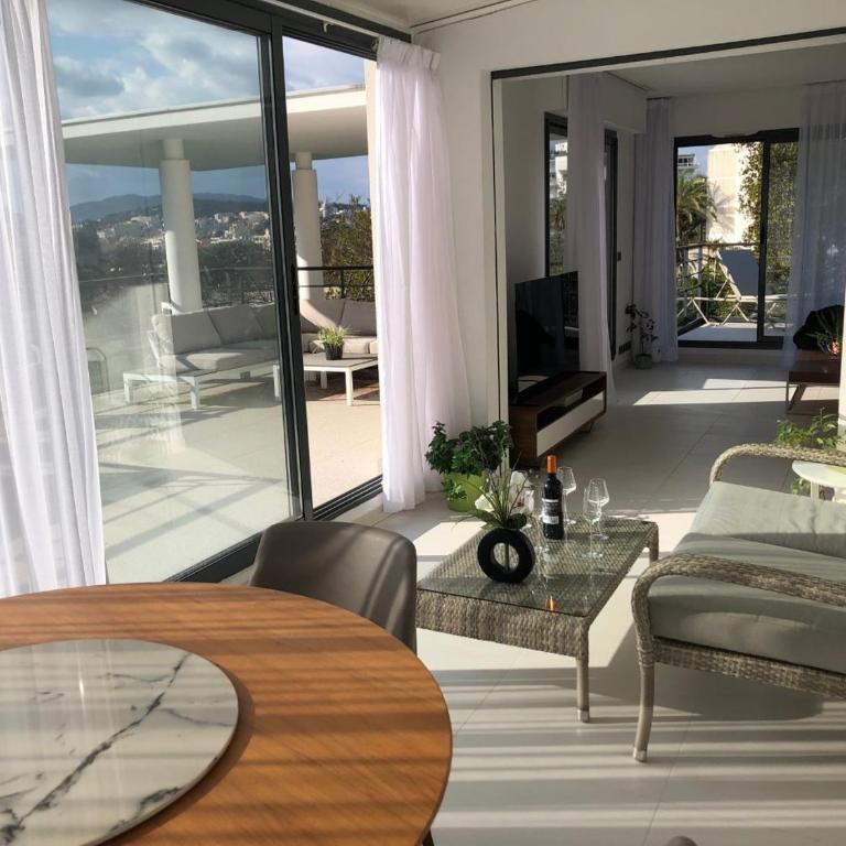 Appartement montfleury, 2 terrasses, 2 chambres , 2 sdb , pkg privé piscine, 15 min walk to Croisette beach and Palais des festivals - Deluxe Apartment - 19