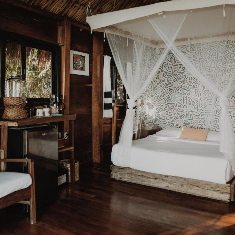 BOA BOA Bacalar - Bungalow con vistas al lago - 1 cama grande y ventilador - 7