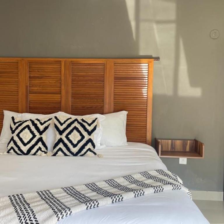 Aldeazul by Andiani Travel - Suite con cama grande y balcón - 2