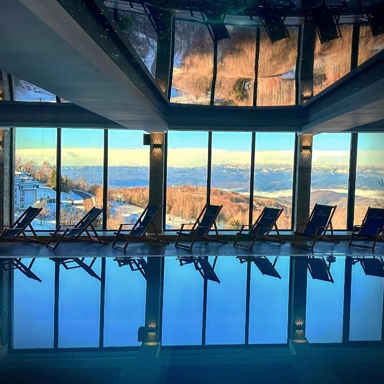 Modern Lux Apartment H8 at Milmari Resort - Apartment with Mountain View - 12
