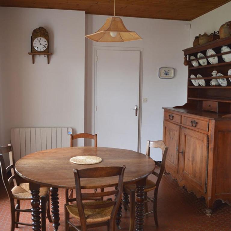 Maison à 220m de la plage Centrale, Jardin clos, Terrasse, Proche commerces, Animaux acceptés - FR-1-22-214 - Casa de vacaciones (4 adultos) - 4