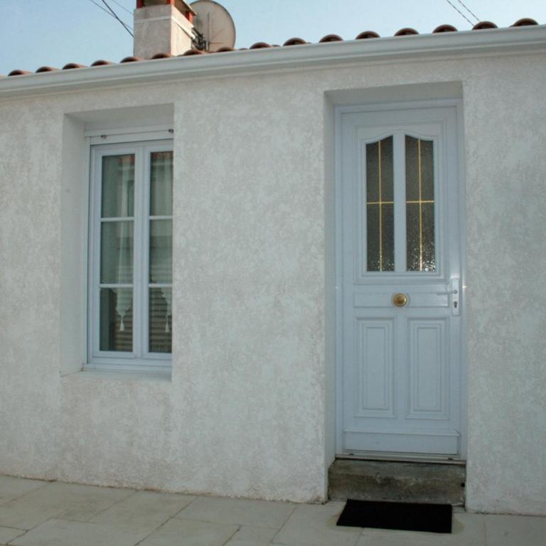 Maison rénovée, proche plage et commerces, parking, jardin privé - FR-1-22-221 - Holiday Home (2 adults) - 2